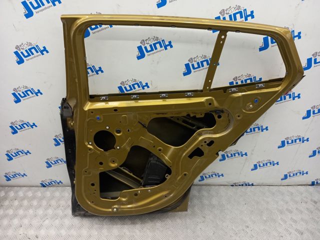 Дверь пассажирская задняя правая 41008491730 BMW