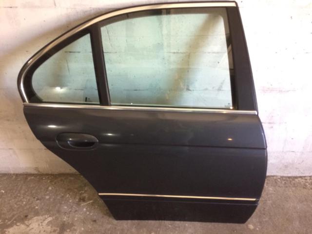 Дверь задняя в сборе 41528266722 BMW