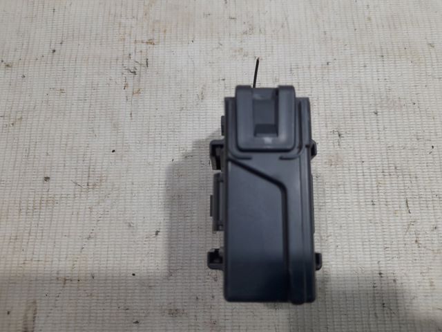 476A09TB0A NISSAN купить в Украина
