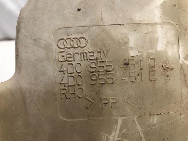 Бачок омывателя лобового стекла 4D0955451D VAG