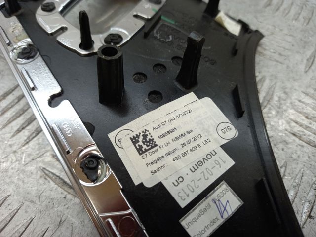 Обшивка внутренней ручки двери, передней, левой 4G0867409ELE2 VAG