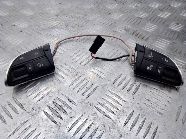 4G0951523HXHA Блок кнопочных переключателей рулевого колеса купить Полтава