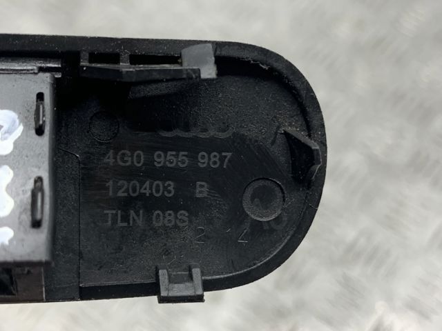 VAG 4G0955987 Форсунка омывателя стекла лобового левая в наличии Черкассы