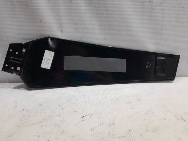 4G8853289 Накладка стойки кузова купить Ужгород
