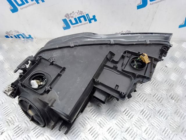 Правая блок фара 4G8941044B VAG