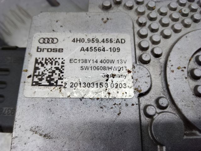 VAG 4H0959455AD Электровентилятор охлаждения в сборе (мотор+крыльчатка) левый в наличии Чернигов