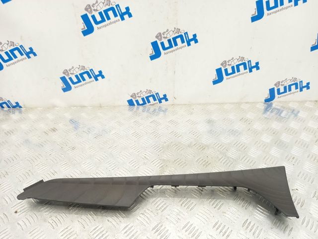 Облицовка внутренней ручки двери, задней, правой 4K5867420F2YA VAG
