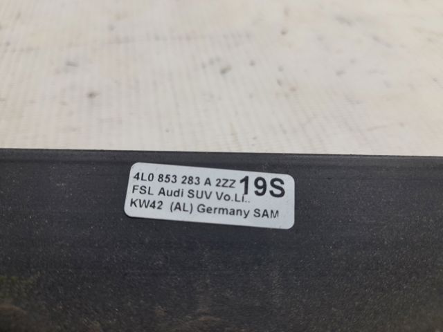 4L0853283A2ZZ VAG Молдинг опускного стекла двери передней левой купить в Полтава