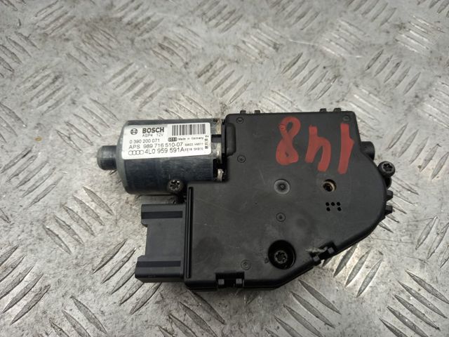 4L0959591A Мотор привода люка купить Полтава
