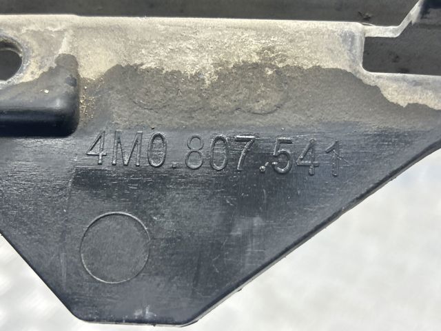 Юбка заднего бампера 4M08075419B9 VAG
