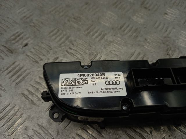 Механизм управления кондиционером 4M0820043RSWI VAG