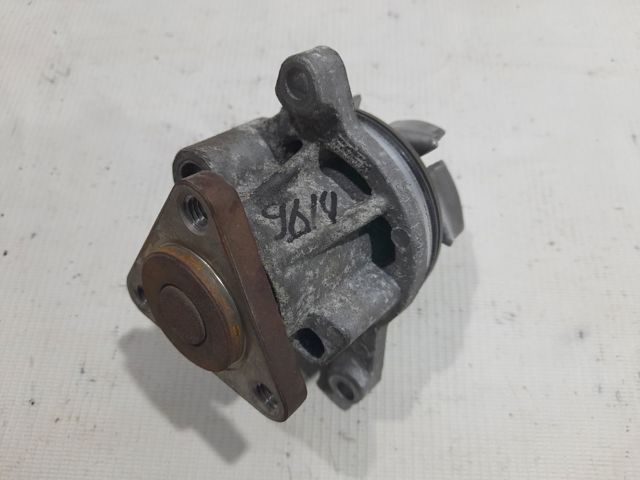 4S4Z8501AA FORD Помпа купить в Полтава
