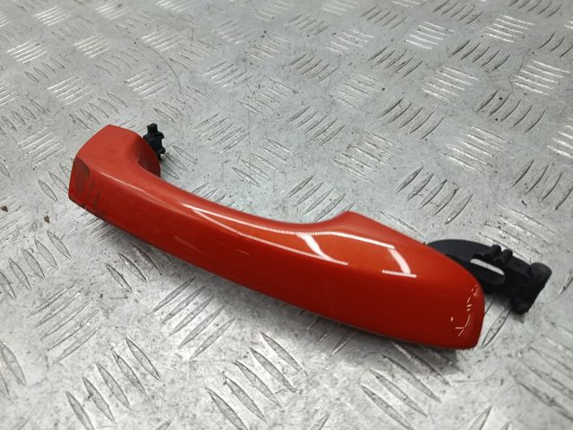 Ручка левой двери наружная 510837205JGRU VAG