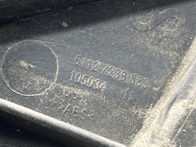 Левый кронштейн заднего бампера 51127239883 BMW