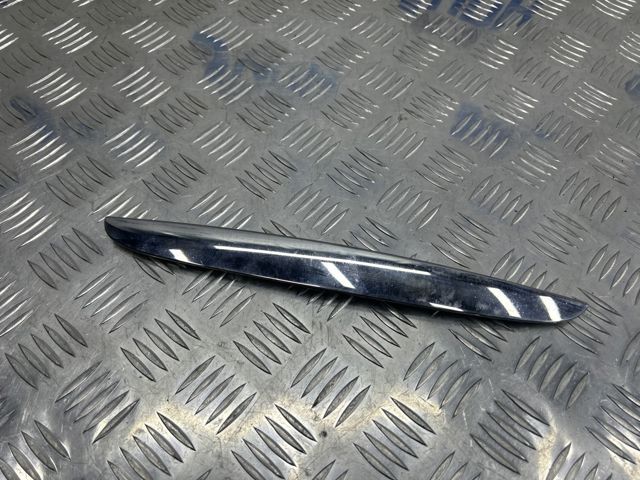 Облицовка капота BMW 3