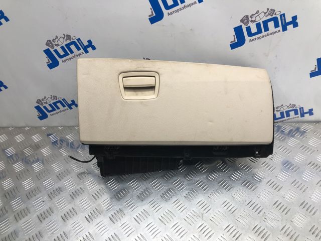 Ящик для перчаток 51169200970 BMW