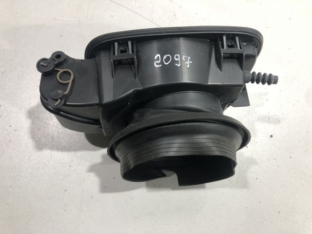 Горловина топливного бака 51177160631 BMW