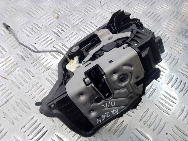 Замок двери водителя BMW 7