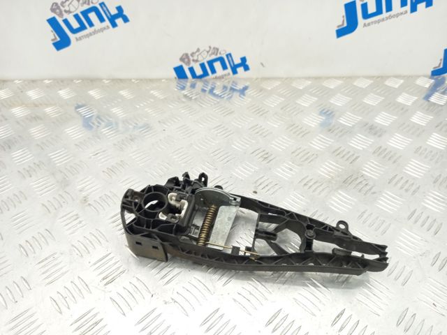 Держатель наружной ручки двери, передней левой 51217401211 BMW