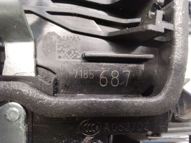 Замок двери задней левой 51225A36E85 BMW