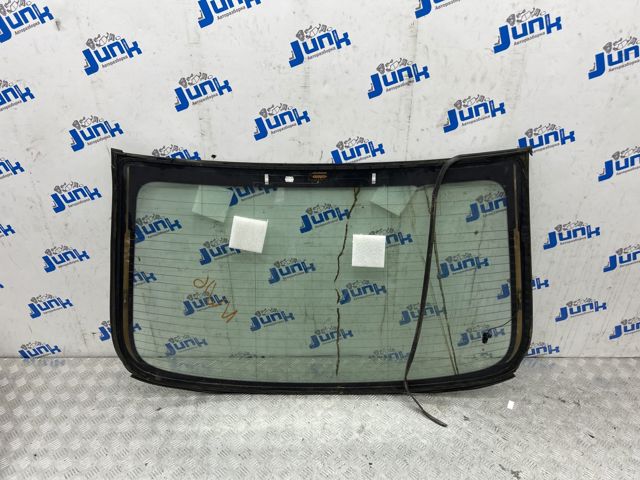 Заднее автостекло 51317286069 BMW