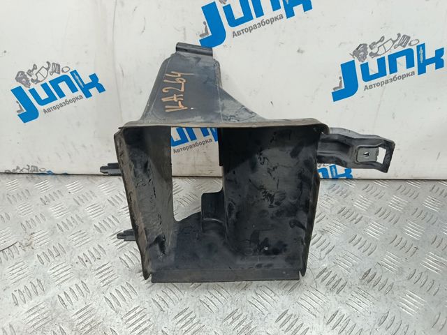BMW 51747359790 Воздуховод (дефлектор) радиатора правый в наличии Черновцы