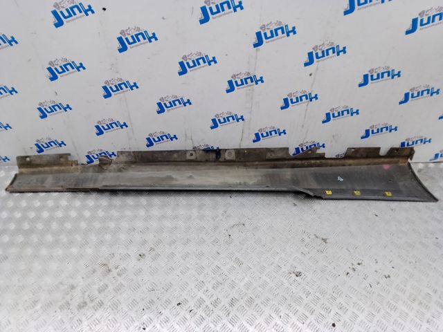 BMW 51777173919 Клипса крепления накладок порогов в наличии Одесса