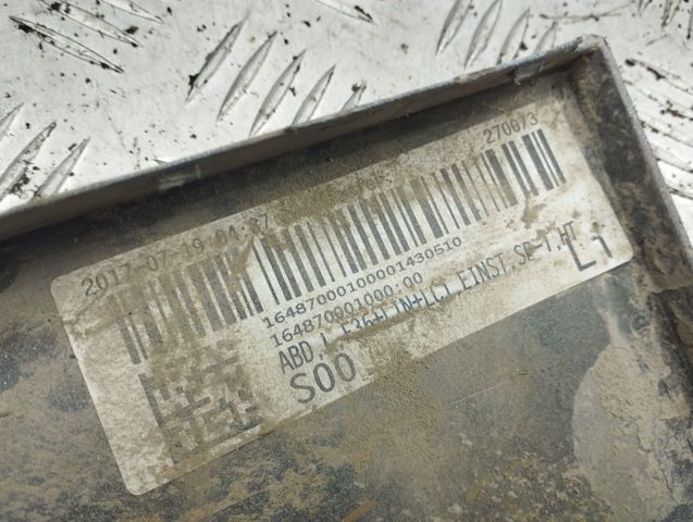 Накладка наружняя (молдинг) порога, левый 51777374613 BMW