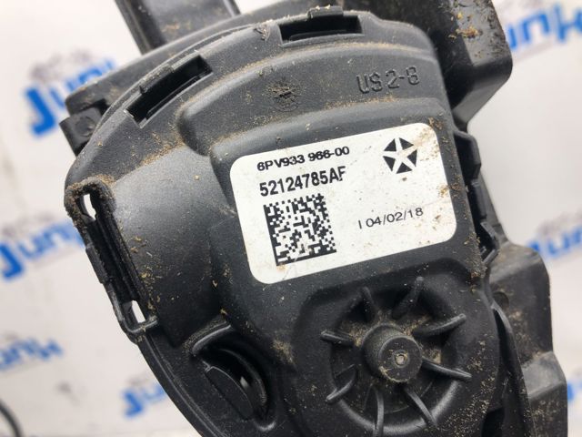 Педали газа 52124785AF CHRYSLER