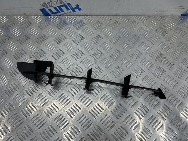 5311250140 TOYOTA Заглушка (решетка) противотуманных фар бампера переднего правая купить в Николаев