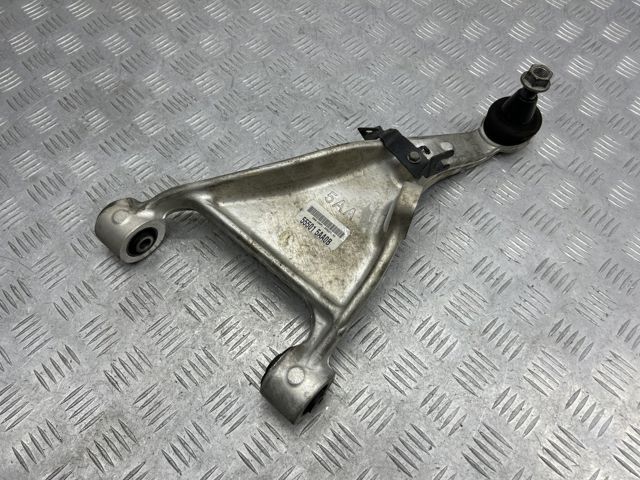 Балансир подвески задний правый 555015AA0B NISSAN