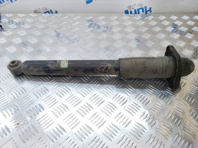 Передний правый амортизатор 562101CA0C NISSAN