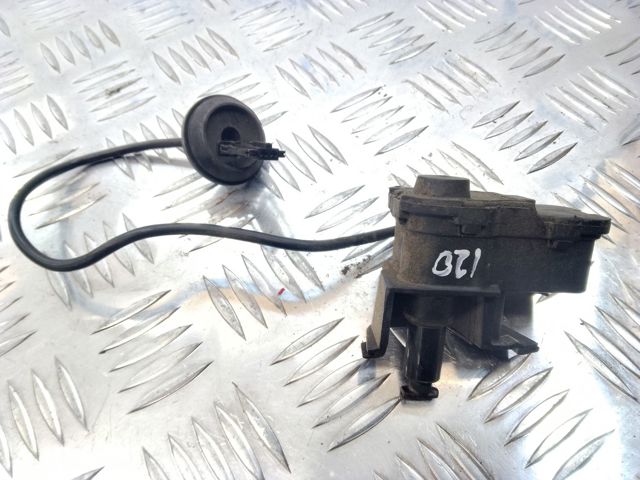 5C6810773H Замок открывания лючка бензобака купить Ужгород
