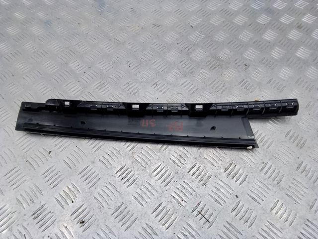 VAG 5NN839902A041 Накладка двери задней правой вертикальная в наличии Киев