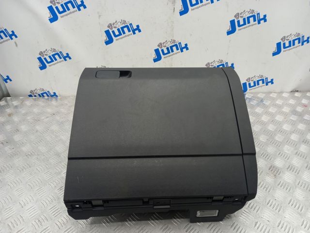 Ящик перчаточный (бардачок) 5NN857114ARM5 VAG