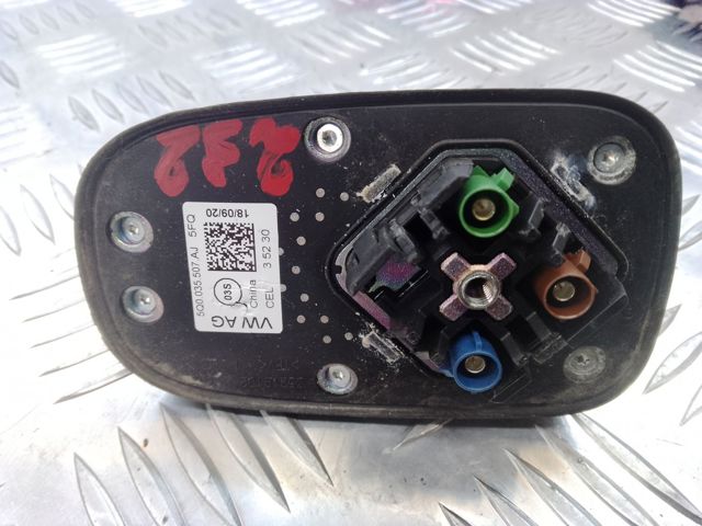 Антенна на крышу 5Q0035507AJ5FQ VAG