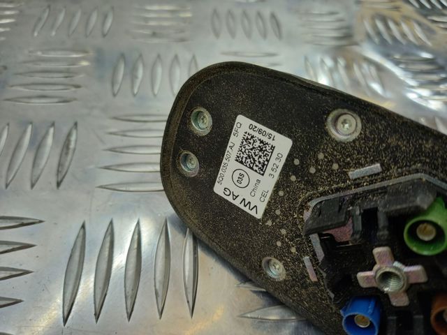 5Q0035507AJ5FQ VAG Антенна купить в Ужгород