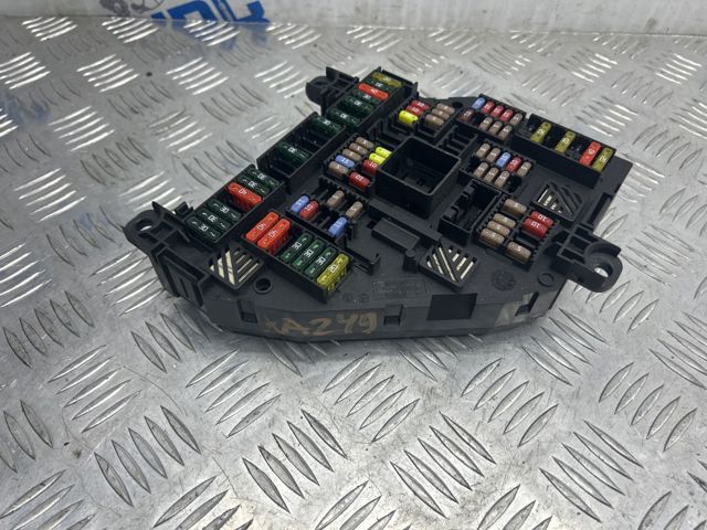 61149264924 BMW Блок предохранителей задний салонный купить в Каменское
