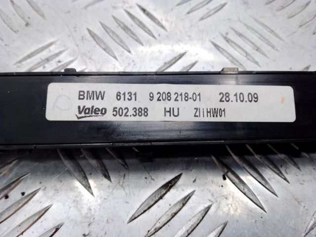 Блок кнопок центральной консоли 61319208218 BMW