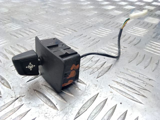 61319267366 BMW купить в Николаев