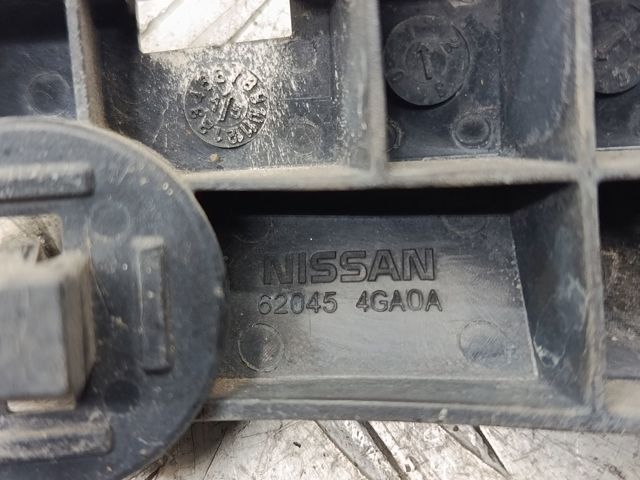 620454GA0A NISSAN Кронштейн бампера переднего левый купить в Николаев