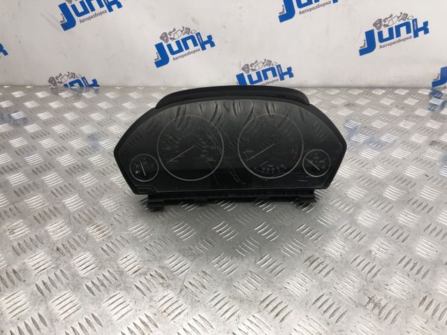 Щиток приборов 62108718281 BMW