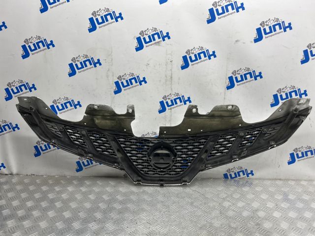 623101SZ0A NISSAN Решетка радиатора купить в Львов