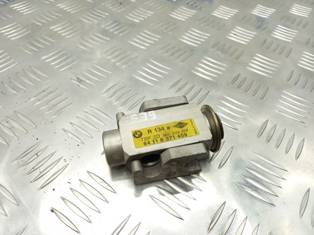 64118371459 BMW Клапан TRV кондиционера купить в Днепр