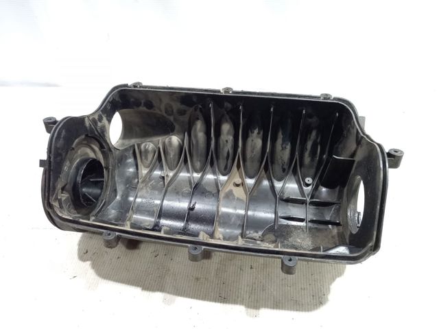 Коробка фильтра 6680900301 MERCEDES