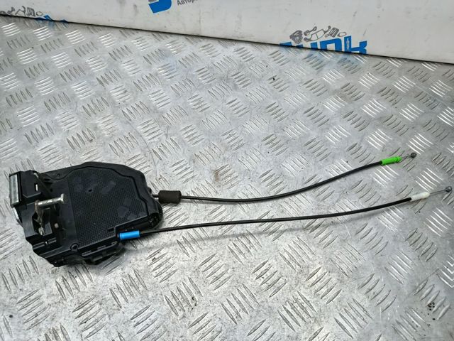 Замок задней правой двери  6905033120 TOYOTA