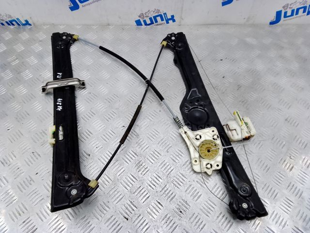 Стеклоподъемник передней левой двери 7166379 BMW
