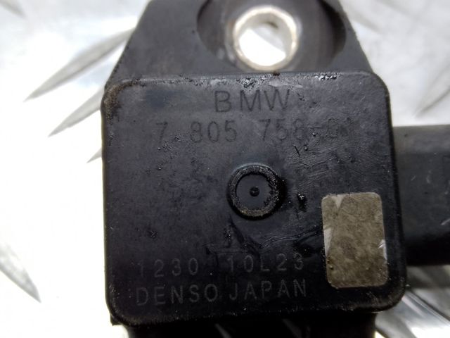 Датчик давления во впускном коллекторе 7805758 BMW