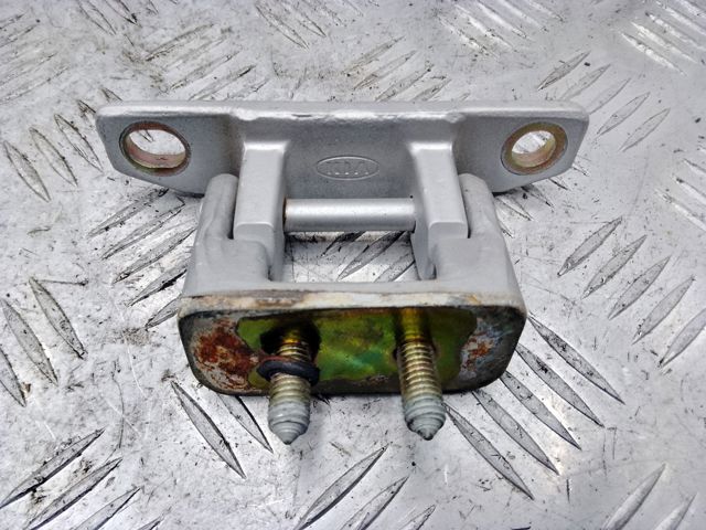 Петля багажника 797703E000 HYUNDAI
