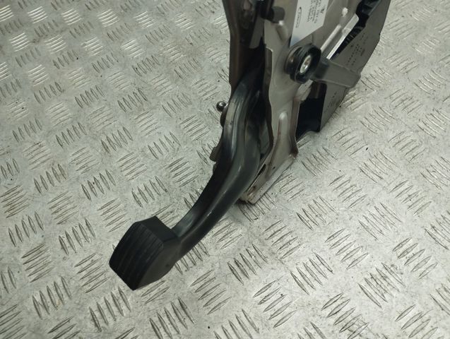 Привод стояночного тормоза (управление ручным тормозом) 7L0721797Q VAG